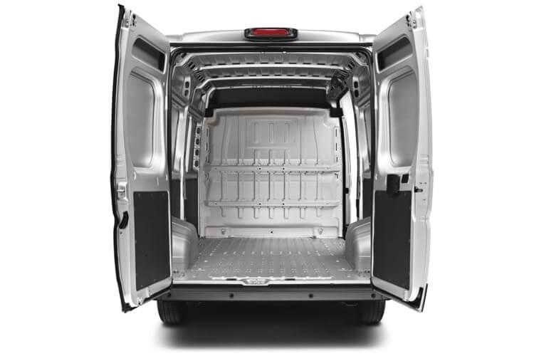 Our best value leasing deal for the Peugeot Boxer 2.2 BlueHDi Curtainside 140ps