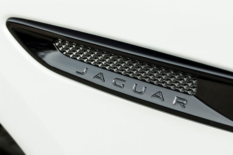 Our best value leasing deal for the Jaguar F-pace 2.0 P250 R-Dynamic S 5dr Auto AWD