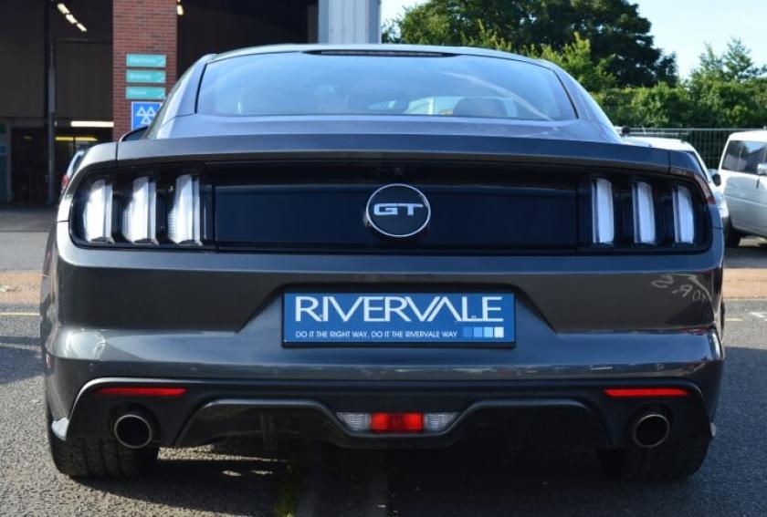 ford mustang rear 