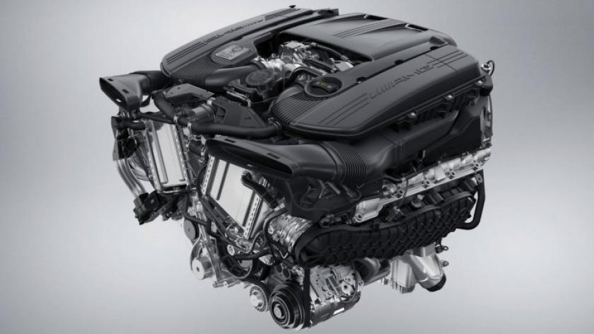 Mercedes-Benz AMG C63 Engine
