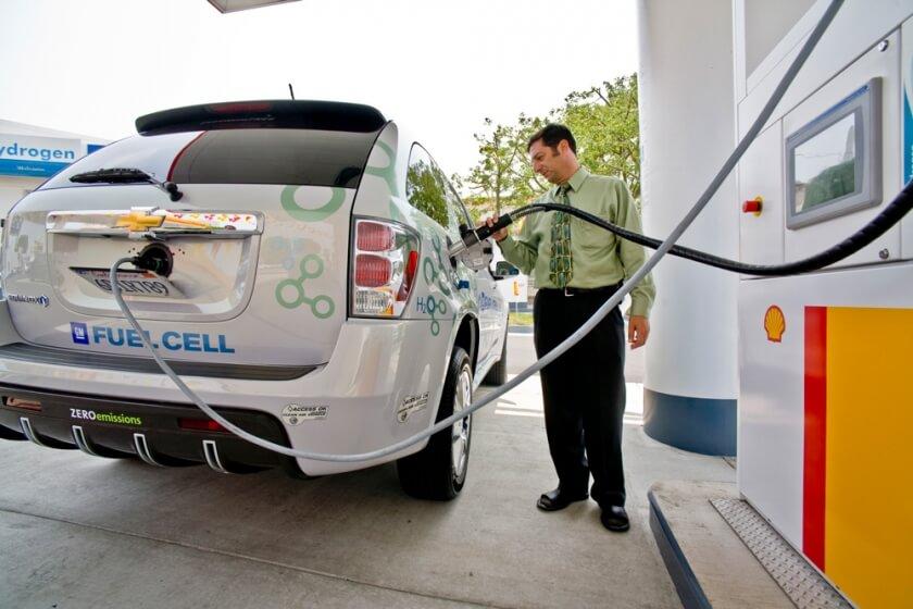 hydrogen-fuel-cell-car-filling-station.jpg