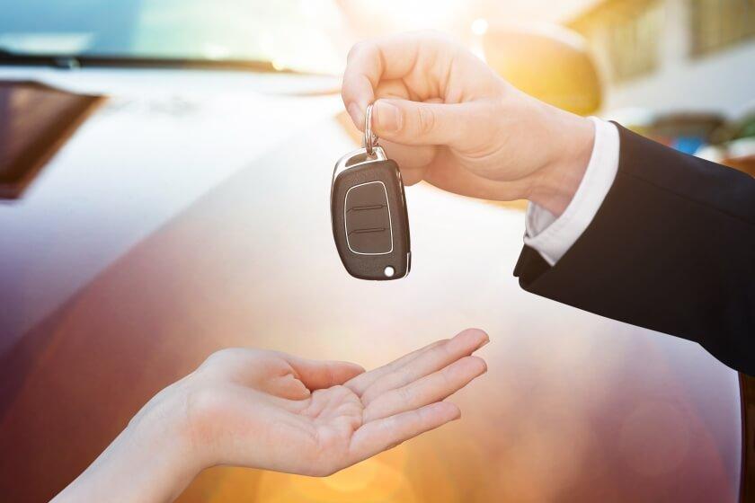 Looking at Buying Your First Car? Here's What to Look out For