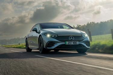 Pure Electric Luxury Mercedes-Benz EQS - The First of a New Age