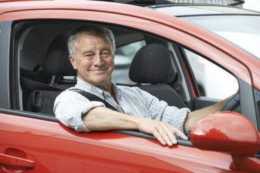 Driving Licence Over 70 - Should Drivers Over 70 Retake Their Driving Test?