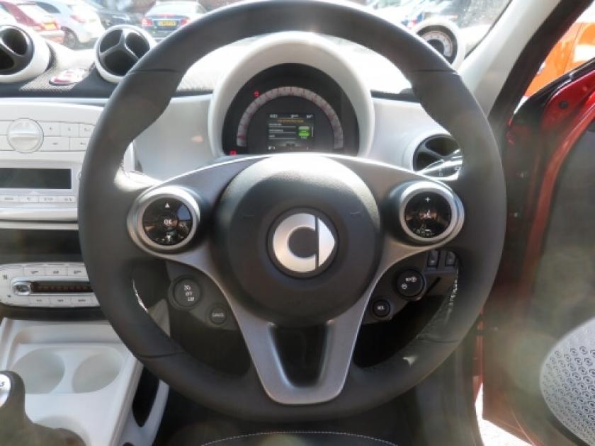 Blog / smart forfour steering wheel